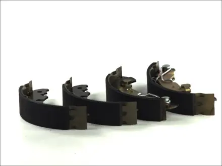 Гальмівні колодки ABE C0F030ABE