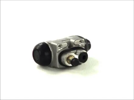 Гальмівний циліндр задн Прав HYUNDAI COUPE I, LANTRA I, LANTRA II, SONATA III 1.5-2.0 10.90-04.02 ABE C50507ABE