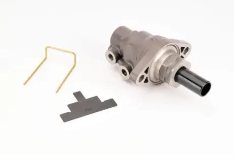 Головний гальмівний циліндр (20,64мм) TOYOTA ECHO, PLATZ, YARIS, YARIS VERSO 1.0-1.5 04.99-12.12 ABE C92037ABE