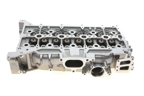 Головка блоку циліндрів Ford Transit/Mondeo V 2.0 EcoBlue 15- AMC 908460