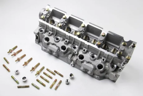 Головка блоку циліндрів Kangoo 1.9D 97- Asahi LP 36009