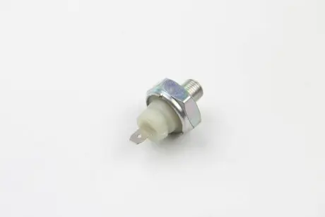 Датчик тиску масла (1,8Бар 1 pin білий) AUDI 100 C3, 100 C4, 200 C2, 200 C3, 80 B1, 80 B2, 80 B3, 80 B4, 90 B2, 90 B3, A4 B5, A4 B6, A6 C4, A8 D2, COUPE B2, COUPE B3, QUATTRO 0.9-6.0 05.72- AUTLOG AS2101