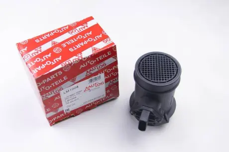 Витратомір повітря (5 pin, модуль) AUDI A3, A4 B5, A6 C5, A8 D2 SEAT LEON, TOLEDO II VW GOLF IV, PASSAT B5, PASSAT B5.5, SHARAN 1.8-2.5D 09.96-03.10 AUTLOG LM1004