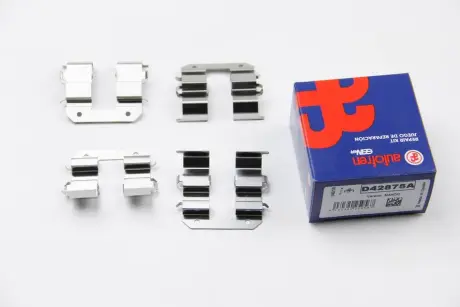 Монтажний набір гальмівних колодок задн HYUNDAI ACCENT III, I30, IX35 KIA CARENS III, CARENS IV, CEE\'D, CERATO II, PRO CEE\'D, RIO II, SPORTAGE III 1.4-2.0LPG 03.05- AUTOFREN D42875A