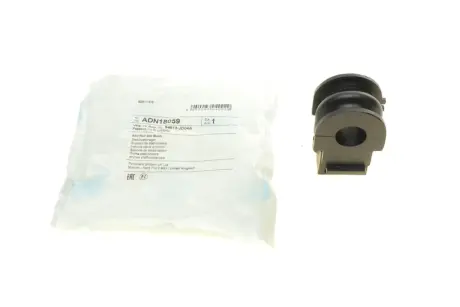 Втулка стабілізатора (переднього) Nissan Juke/Leaf 11- (d=21mm) BLUE PRINT ADN18059