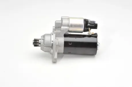 AUDI Стартер TT 2.5 09-, VW JETTA III 2.5 06-, PASSAT B7 2.5 11- BOSCH 0001122402
