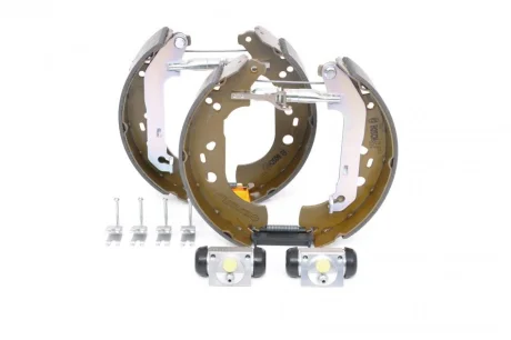FORD гальмівні колодки (барабан) SUPER PRO TOURNEO CONNECT 02- Bosch 0204114661