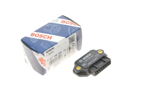 Блок управління запалювання (коммутатор) (на 7 контактів) Fiat Ducato 1.8/2.0 -94 BOSCH 0 227 100 123