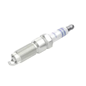 Свічка запалювання CHRYSLER PACIFICA, TOWN & COUNTRY, VOYAGER IV, VOYAGER V DODGE CARAVAN, GRAND JEEP WRANGLER III 3.3/3.8 02.00- BOSCH 0 242 230 586