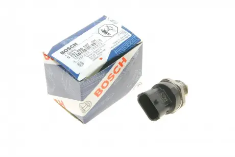 Датчик тиску палива BOSCH 0281006187