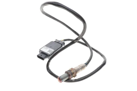 Датчик оксидів азоту (NOx) BMW 3 (F30/F80/G20/G80/G28)/5 (G30/F90)/7 (G11/G12) 11- B47/B57/N47/N57 Bosch 0 281 008 502