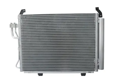 HYUNDAI Радіатор кондиціонера (конденсатор) i10 I 1.0-1.2 08- BOSCH 1986AD2231