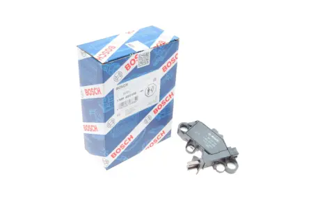 Регулятор напруги VOLVO S60 II, S80 II, V60 I, V70 III, XC60 I CITROEN JUMPER II FORD GALAXY II, GALAXY MK II, MONDEO IV, RANGER, S-MAX, TRANSIT, TRANSIT V363 PEUGEOT BOXER 12.09- BOSCH 1986AE0058