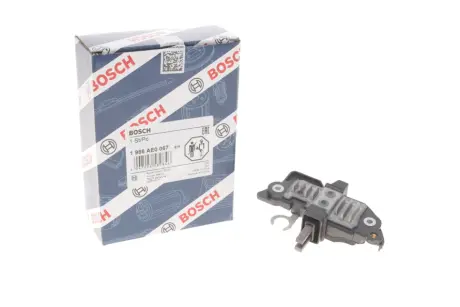 Регулятор напруги VOLVO S60 I, S70, S80 I, V70 I, V70 II, XC70 I HONDA ACCORD VI, CIVIC I, CIVIC II MG MG TF, MG ZR, MG ZS, MGF ROVER 25 I, 400 II, 45 I VW LT 28-46 II 09.79-04.10 BOSCH 1 986 AE0 067