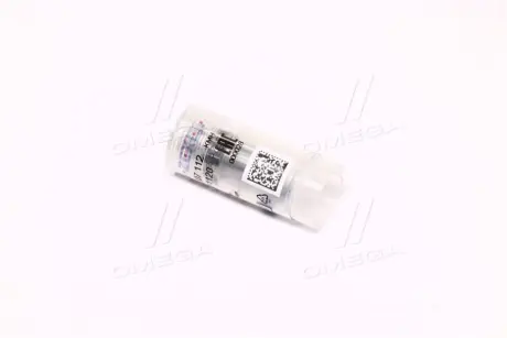 Накінечник форсунки HYUNDAI GRACE, H-1, H-1 / STAREX, H100 KIA K2500, K2700, PREGIO MITSUBISHI L 300 / DELICA II, L 300 III, L200, PAJERO I, PAJERO II 4D56(8V)-J2 05.86- BOSCH H 105 007 112