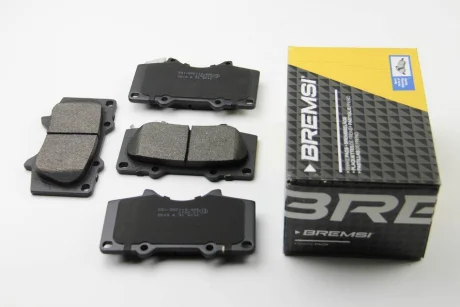 Гальмівні колодки пер. Toyota Land Cruiser/Hilux VII/Lexus GX/ MITSUBISHI PAJERO 01- (sumitomo) Bremsi BP3139