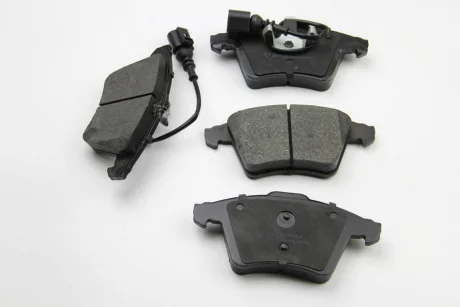 Гальмівні колодки пер. VW Touareg 02-10 (ATE) Bremsi BP3142