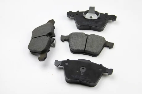 Гальмівні колодки пер. Ford Mondeo 07-15/Volvo S80 06- (ATE) Bremsi BP3299