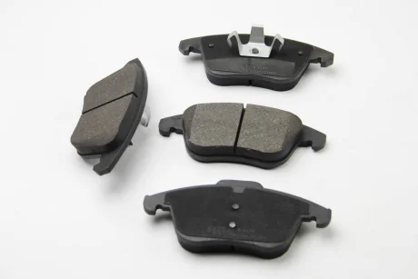 Гальмівні колодки пер. Citroen C4 Picasso 06-/Peugeot 5008 09- (ATE) Bremsi BP3330