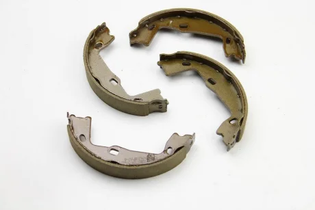 Колодки ручного гальма Opel Astra F 91-01/Vectra A,B 88-03 Bremsi GF0349