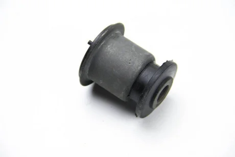 Сайлентблок переднього важеля T5 03- (передній) Basbug BSG 90-700-042