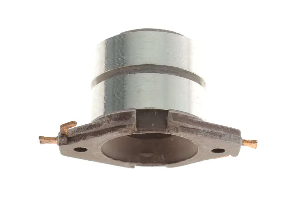 Колектор генератора Mazda 323 1.5 82-86 (15х30.8х32.5) = 138413 Cargo F 032 138 413 (фото 1)