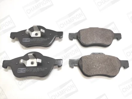 Тормозные колодки, передне Champion 573016CH