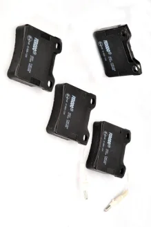 Гальмівні колодки задн, MERCEDES V (638/2), VITO (W638) AUDI 80 B2 PEUGEOT 406, 605 1.8-3.0 02.86-10.04 Ferodo FVR1044