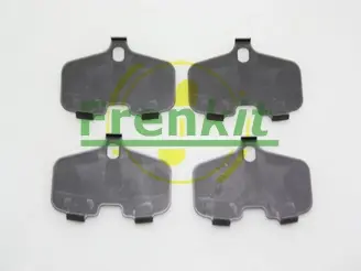 Комплект протискрипних пластин (задніх) Mitsubishi Pajero 91- FRENKIT 940143