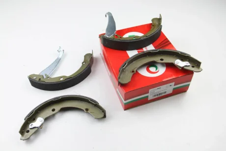 Гальмівні колодки зад. Caddy II/Octavia (230x32) (Ate) Goodrem RM0145