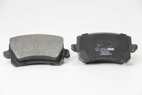 Гальмівні колодки зад. Caddy III/Golf V/Audi A4 03- Goodrem RM1305