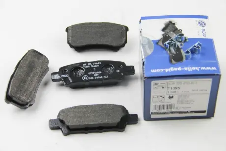 Гальмівні колодки HELLA 8DB 355 010-811