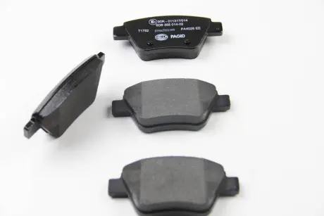 Гальмівні колодки HELLA 8DB 355 014-021