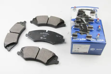 Гальмівні колодки HELLA 8DB 355 015-081