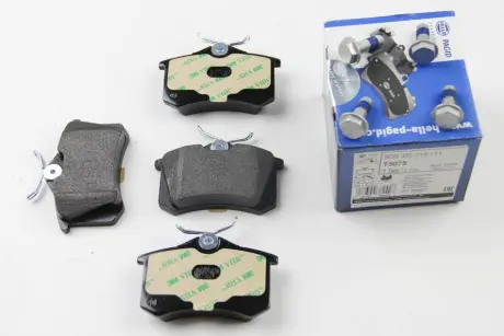 Гальмівні колодки HELLA 8DB 355 018-111
