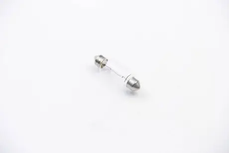 SV8.5-8 12V 18ВТ Автолампа HELLA 8GM 002 091-121