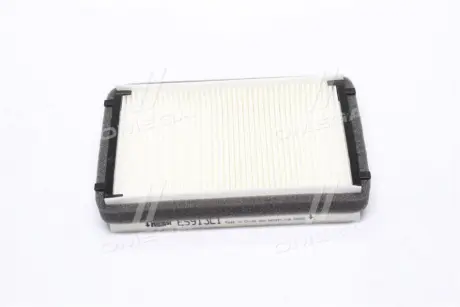 Фільтр салону пильовий JOHN DEERE 6000, 7000 01.72- HENGST FILTER E5913LI