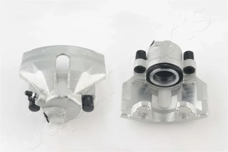 AUDI гальмівний супорт передн.прав.A4/6,Passat 96-,Skoda JAPANPARTS CAL008RJM