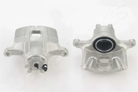Суппорт передн. прав. (AKEBONO) MITSUBISHI ASX 10 Japanparts CAL104RJM