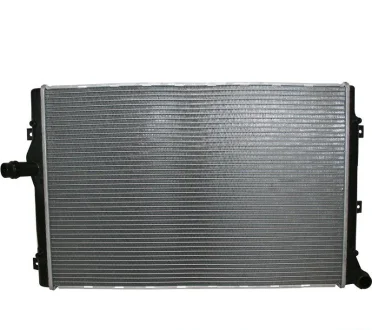 Радіатор води Caddy III/Golf/Octavia 1.6/2.0TDi (650x439x32) JP-Group 1114206200
