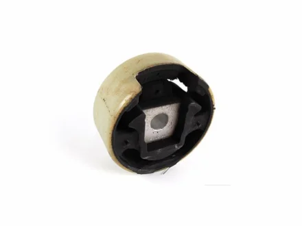 VW подушка двигуна задн.нижня Jetta,Touran,Golf V,VI,Caddy III,Skoda Kautek VW-EM018