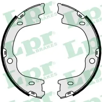 Тормозные колодки барабанные LPR 01057