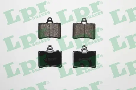 Тормозные колодки LPR 05P800