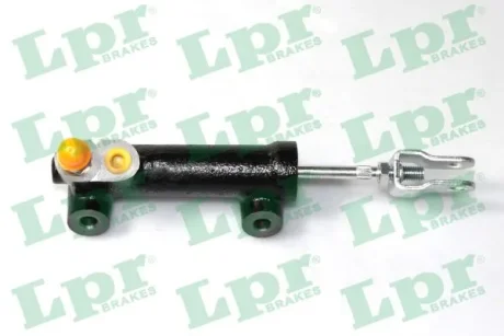 Циліндр зчеплення головний LPR 2653