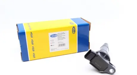 Котушка запалювання Toyota Avensis 2.0-2.4 00-09 (BAEQ119) MAGNETI MARELLI 060717119012