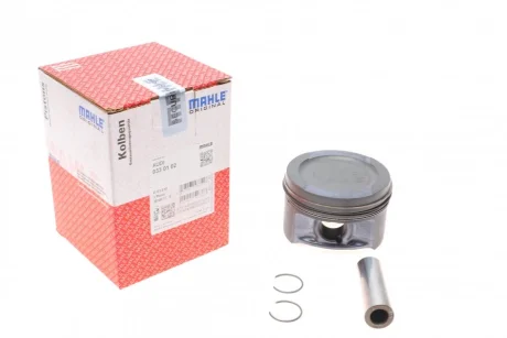 Поршень VW Passat/Polo 1.6i 94-01 (81.51mm/+0.5) Mahle 033 01 02