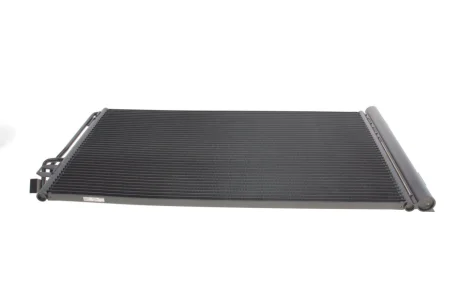 Радіатор кондиціонера Vito/Viano W639 2.0-3.7 03- Mahle AC 761 000S