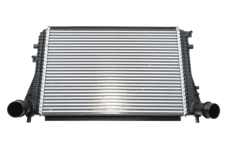 Інтеркулер MAHLE / KNECHT CI 207 000P