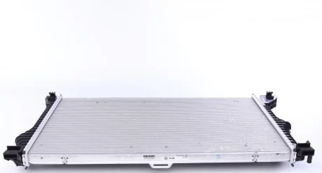 Радіатор інтеркулера MB Sprinter 311CDI/411CDI (OM646) (422x690x26) Mahle CI 222 000P