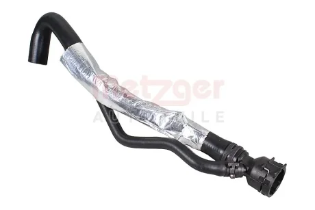 Патрубок системи охолодження гумовий з фітингами METZGER 2422084